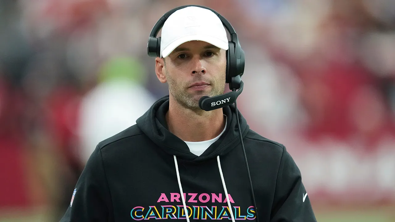 Cardinals’ Jonathan Gannon rips into running back following fumble blunder